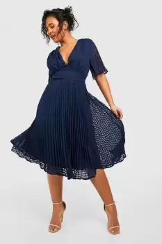 Image of Plus Textured Chiffon Midi Skater Dress