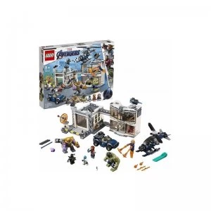 Image of LEGO Marvel Avengers Compound Battle
