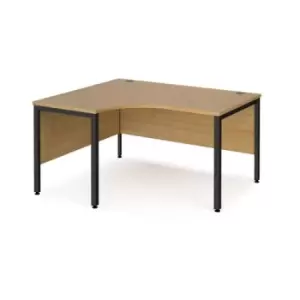 Image of Office Desk Left Hand Corner Desk 1400mm Oak Top With Black Frame 1200mm Depth Maestro 25 MB14ELKO