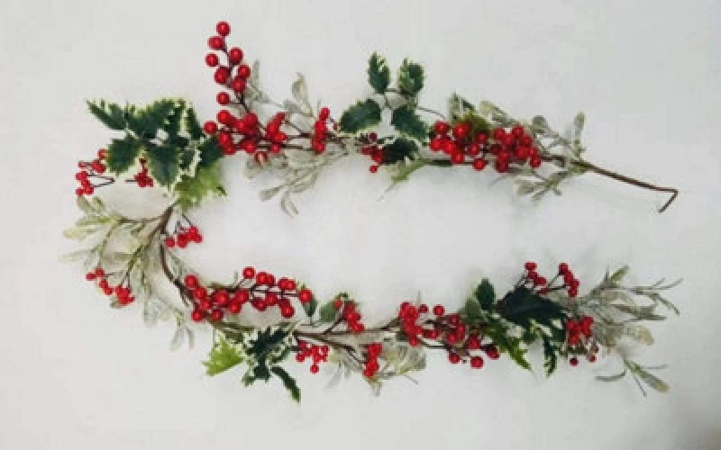 Image of Shatchi 1.5m Natural Looking Artificial Leaves, Berries and Flowers Garland Multi