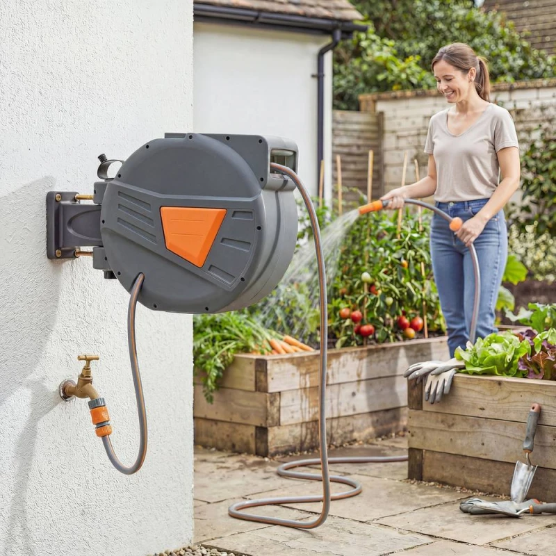 Image of OUTSUNNY Retractable Hose Reel Wall Mounted, 30+2m Hose Pipe Reel in Grey Grey Unisex