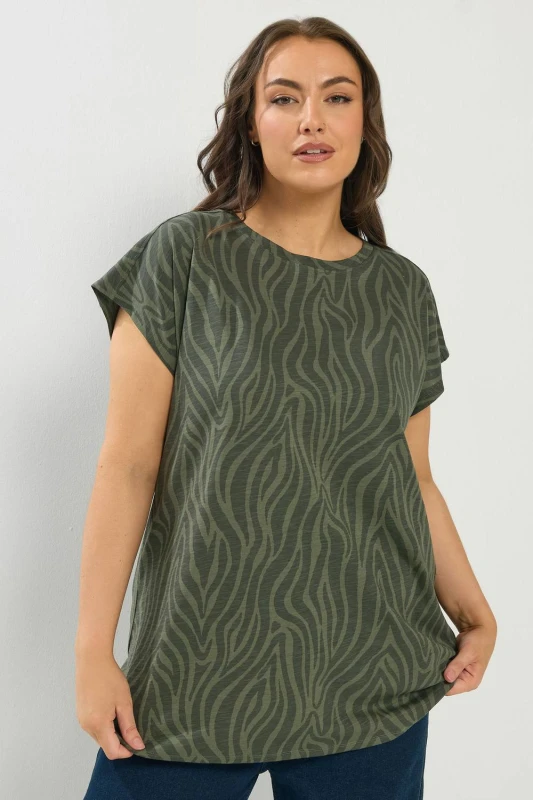 Image of Yours Womens Zebra Grown On Sleeve T-Shirt in Dark Green Size: 26-28 Dark Green Female 26-28