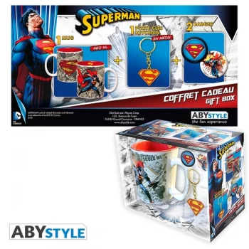 Image of DC Comics - Mug + Keychains + Badges Superman Gift Box
