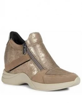 Image of Geox Armonica B Metallic Wedge Trainer - Beige