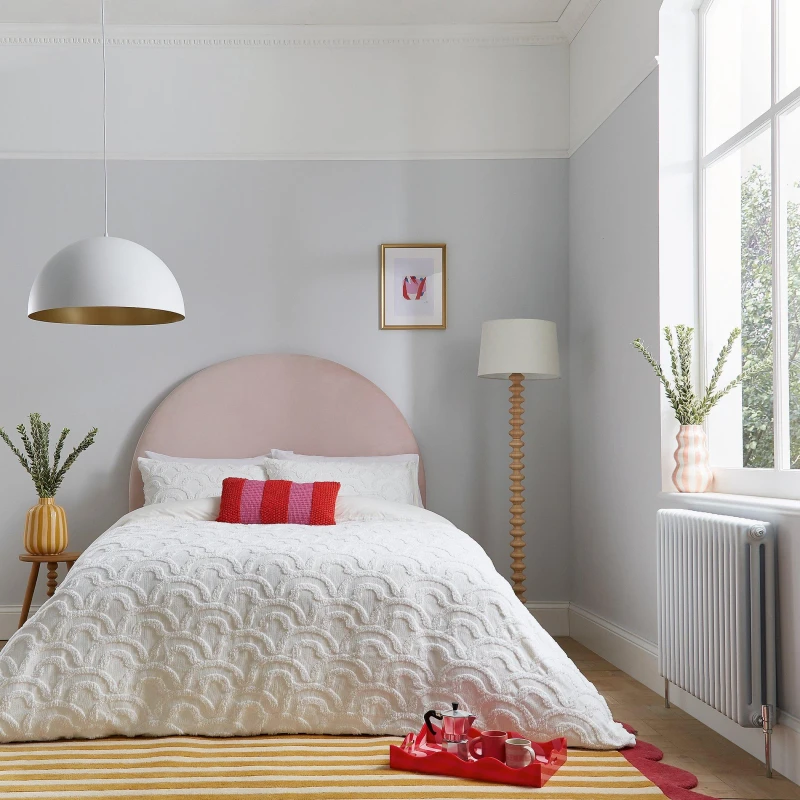 Image of Helena Springfield Helena Springfield 'Annie' Jacquard Duvet Cover Set in White Size: Super King White Super King Unisex 5016709702249