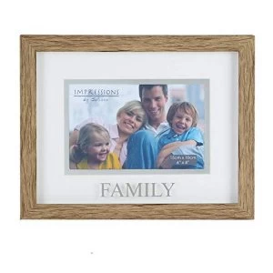 Image of 6" x 4" - Natural Wood Effect Frame - Family
