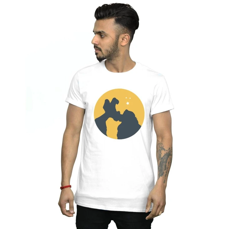 Image of Disney Men Lady And The Tramp Moonlight Kiss T-Shirt in White Size: Small White S Male 5059400508574