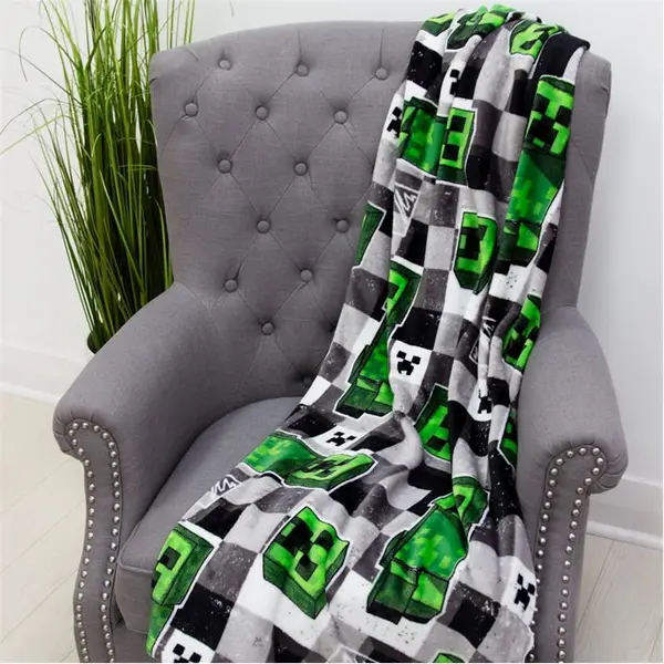 Image of Minecraft Minecraft Scribble Rotary Fleece Blanket Throw Blankets One Size Green 77986215000