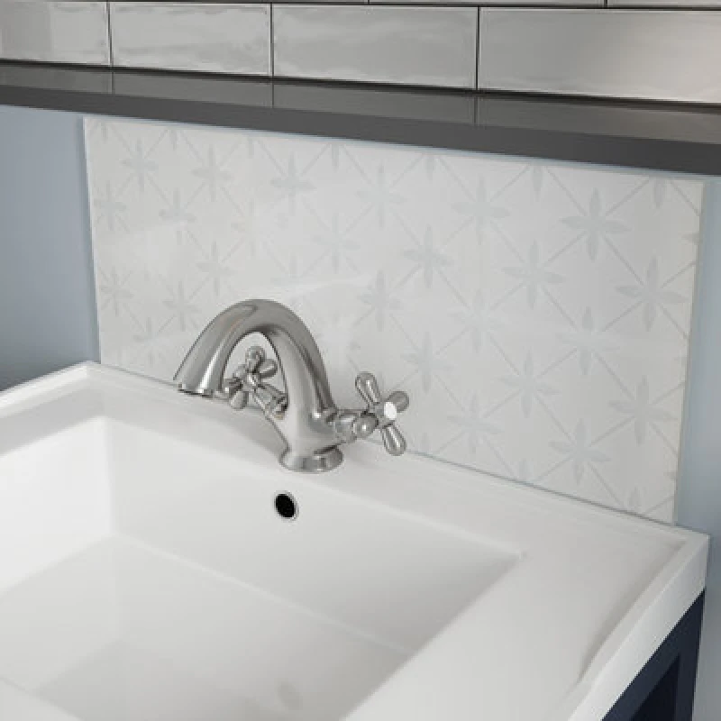 Image of Laura Ashley Glass Self-Adhesive Bathroom Splashback (H)25Cm (W)60Cm - Matt Pearl White Wicker