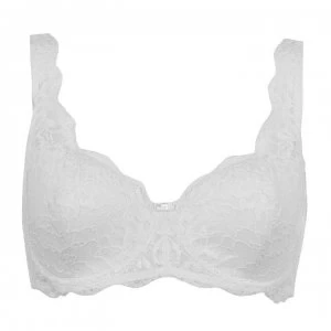 Image of Triumph Modern Amourette Charm Underwired Padded Bra - White