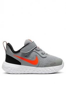 Image of Nike Revolution 5, Grey/Orange, Size 6.5