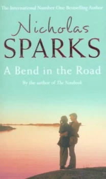 Image of A Bend in the Road by Nicholas Sparks Book