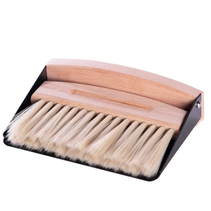 Image of Table Top Brush Set M&amp;W