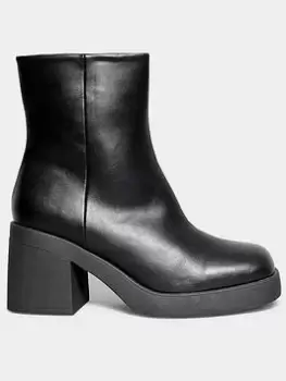 Image of Yours Ladies Wide Fit Heeled Block Ankle - Black, Size 8E, Women