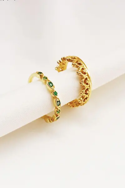 Image of Elk & Bloom 14K Dainty Gold Green Zirconia Ring Gold