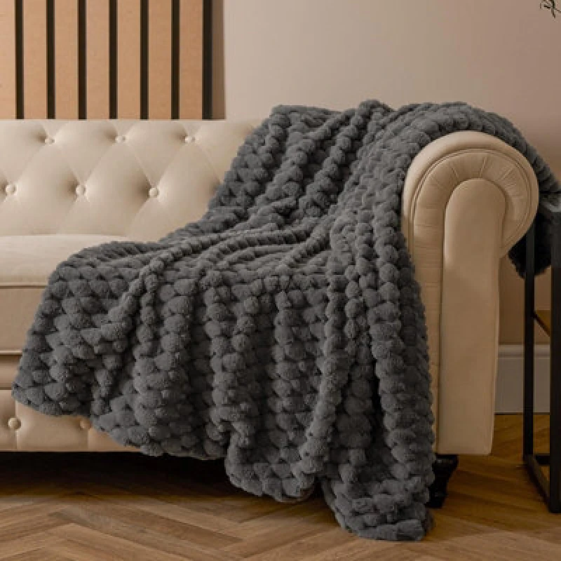 Image of OHS OHS Waffle Throw Over Bed Blanket Faux Fur Soft Warm Fleece - 125 x 150cm in Charcoal Charcoal One Size Unisex 5027434192410