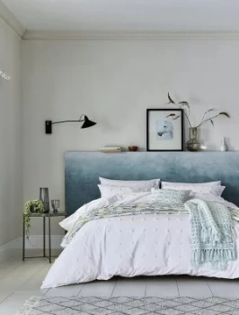 Image of Helena Springfield White Woven Spot Bedding Set - Single