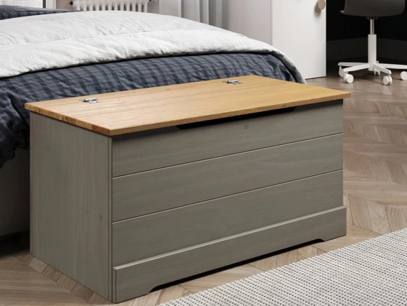 Image of Core Corona Compact Grey and Waxed Pine Blanket Box