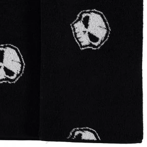 Image of No Fear Forever Large Towel - Blk/White Skull