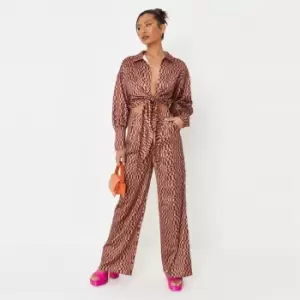 Image of Missguided Checkerboard Satin Trousers - Brown