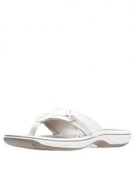 Image of Clarks Clarks Cloudsteppers Brinkley Sea Flip Flop, White, Size 6, Women