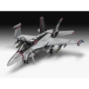 Image of F/A-18E Super Hornet 1:32 Level 5 Revell Model Kit