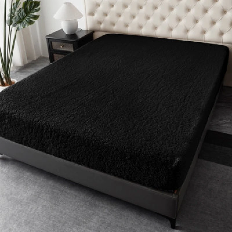 Image of Ezysleep Ezysleep Winter Warm Soft Teddy Fleece Fitted Sheet in Black Size: Double Black Double Unisex 0721545366627