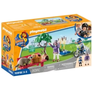 Image of Playmobil D.O.C.- Police Action: Police Chase (70918)