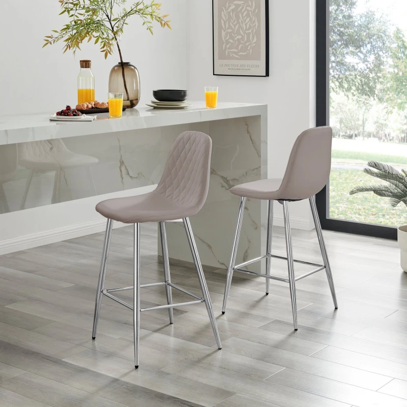 Image of FurnitureboxUK FurnitureboxUK Corona Set of 2 Bar Stools - Faux Leather Bar Chair With Silver Legs - Kitchen Island Stool in Beige Beige One Size Unis