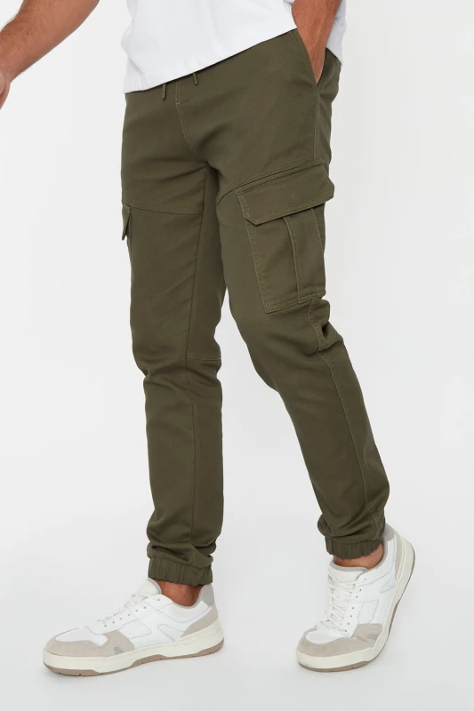 Image of Threadbare Threadbare Men 'Garrix' Cotton Blend Cargo Pocket Jogger Style Trousers in Khaki Size: large Khaki L Male 7625914274274