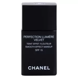 Image of Chanel Perfection Lumiere Velvet Smooth Skin Effect Foundation SPF15 10 Beige Color