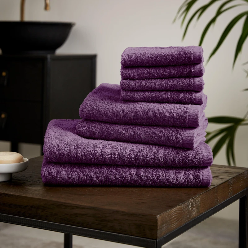 Image of Catherine Lansfield Catherine Lansfield 'Quick Dry Cotton' 8 Piece Towel Set in Plum Plum One Size Unisex 5057681152271