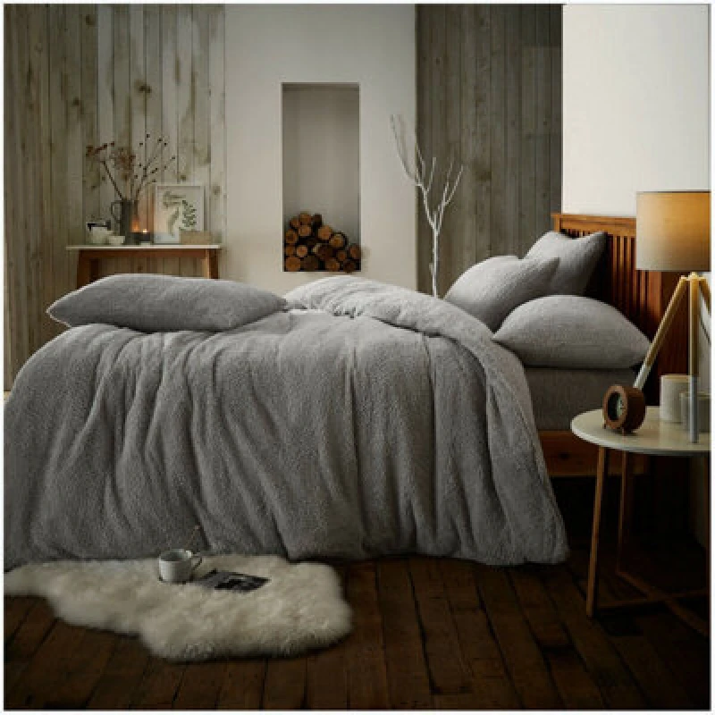Image of Smart Living Smart Living Luxury Teddy Plain Duvet Cover and Pillowcase Set in Silver Size: Single Silver Single Unisex 5051346159056