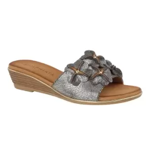 Image of Cipriata Womens/Ladies Clio Flower Wedge Mule Sandal (7 UK) (Pewter)