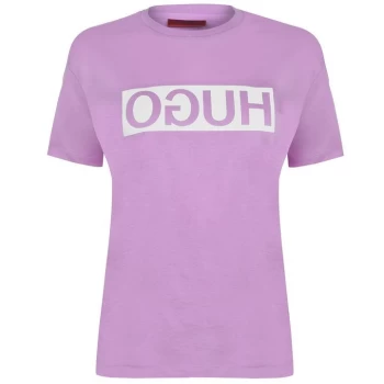 Image of HUGO Demali Reverse Logo T Shirt - Purple