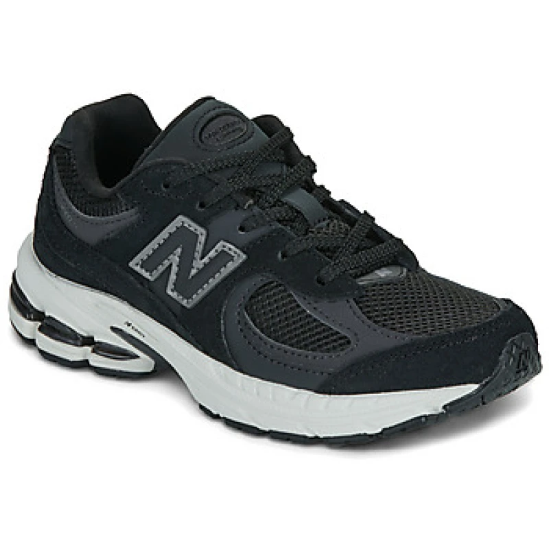 Image of New Balance 2002 boys's Children's Shoes (Trainers) in Black