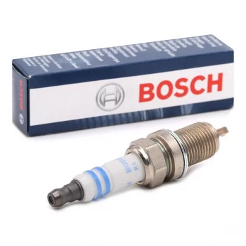 Image of Bosch Spark Plug HONDA,VW,CHRYSLER 0 242 236 572 MD336367,MD360019,32017029 32017033