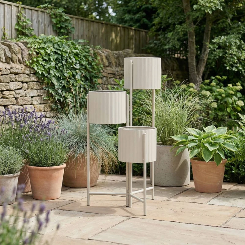 Image of Scottish Everlastings Ltd Set of 3 Indoor/Outdoor Beige Planters Beige Unisex