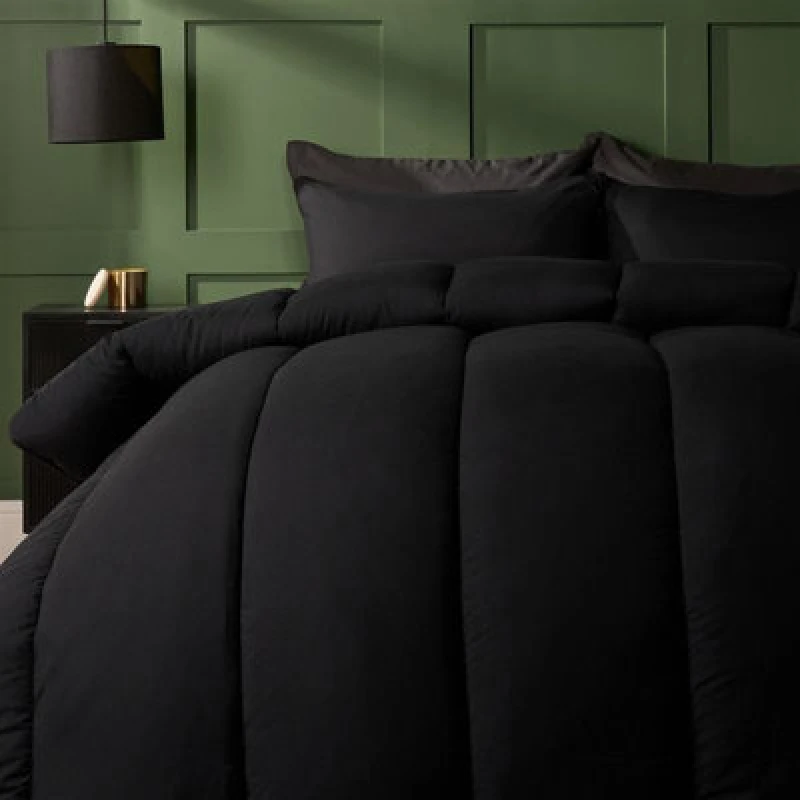 Image of OHS OHS Soft Coverless 10.5 TOG Duvet Set Pillowcase Quilted Cover in Jet Black Size: Double Jet Black Double Unisex 5027434235322