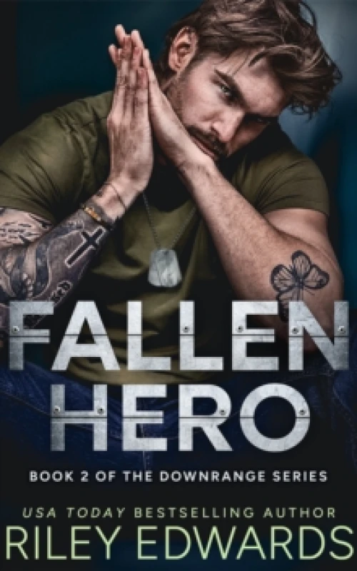Image of Fallen Hero Paperback / softback