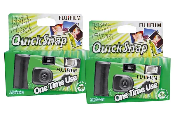 Image of Fujifilm Fujifilm Superia Xtra 400 VV Type 27 Exposures QuickSnap Disposable Camera with Flash (Pack of 2) 70100128650X2