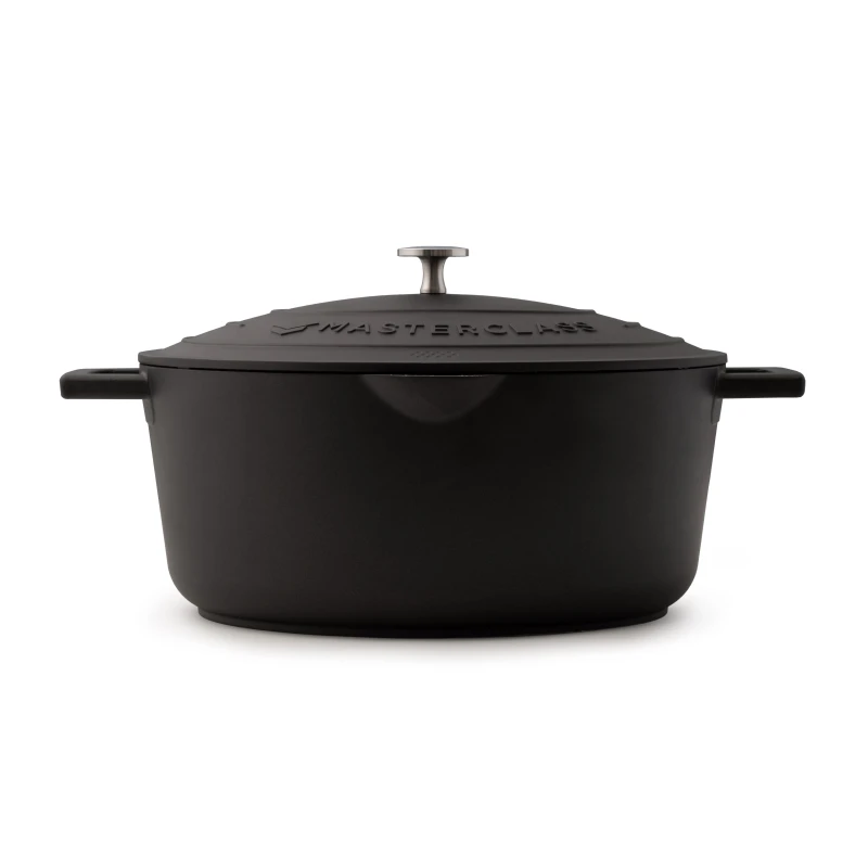 Image of MasterClass Cast Aluminium Oval 6 Litre Casserole Dish, Black, Gift Boxed in Black Unisex