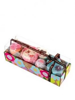 Image of Bomb Cosmetics Cloud Nine Gift Pack, One Colour, Women