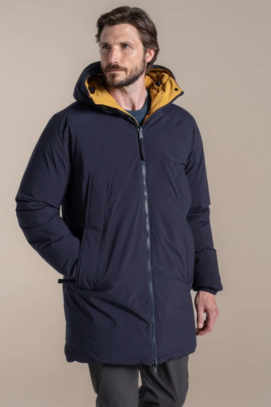 Image of Craghoppers Craghoppers Men Bannerdale Reversible Hooded Waterproof Breathable Padded Jacket in Navy Size: Medium Navy M Male 5063260129442
