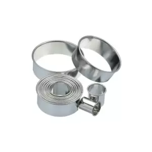 Image of Kitchencraft - Eleven Round Plain Pastry Cutters With Metal Storage Tin