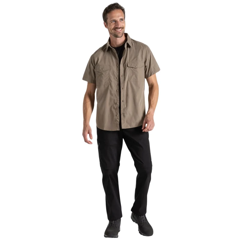 Image of Craghoppers Craghoppers Men NosiDefense Cotton-Blend 'Kiwi' Short Sleeve Shirt in Bottle Green Size: Small Bottle Green S Male 5054904523078