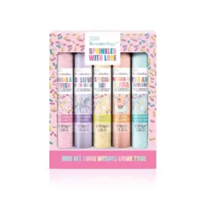 Image of Baylis & Harding Beauticology Sprinkled with Love Bath Bubbles and Bath Sprinkles Gift Set