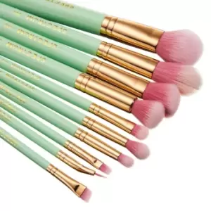 Image of Emily in Paris La Vie en Rose 10 Piece Brush Set