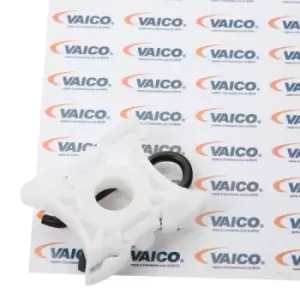 Image of VAICO Sliding Shoe, window lifter V20-7111 BMW,VOLVO,3 Coupe (E92),3 Limousine (E36),3 Coupe (E36),3 Compact (E36),3 Cabrio (E93),5 Limousine (E34)