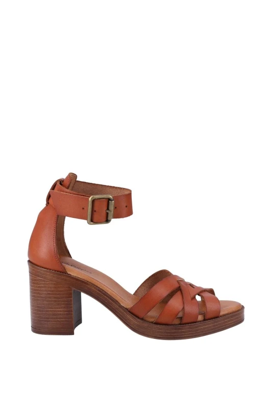 Image of Hush Puppies Womens Giselle Sandal in Tan Size: 4 Tan Female 4